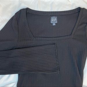 Black long sleeved shirt